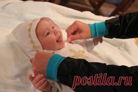 Ребенок перед тем, как родиться, сказал Богу: - Мне страшно, а вдруг я не смогу... - Сможешь. Я дам тебе Ангела Хранителя! Он будет указывать тебе верный путь и защищать тебя от опасностей... - А как его зовут?... - Ты будешь называть его МАМА!