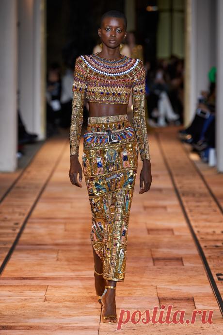 Новая коллекция Zuhair Murad как ода древнеегипетским царицам