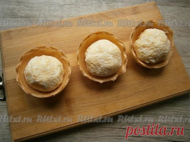 Новогодняя закуска в тарталетках 