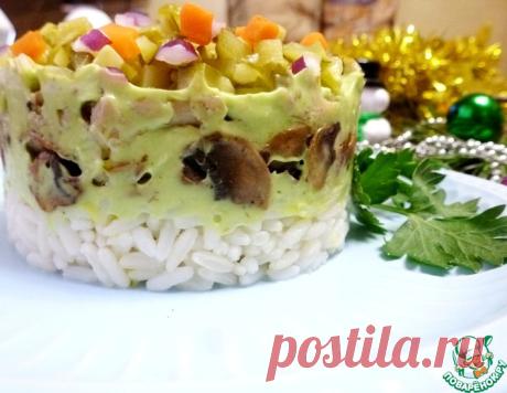 Салат "Конфетти" с курицей и грибами – кулинарный рецепт