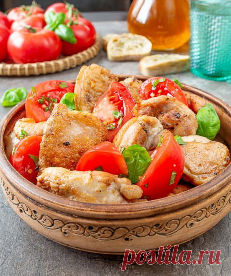 Жареная курица с помидорами