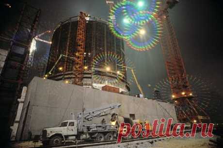 Российское посольство ответило на заявления США по обстрелам Запорожской АЭС. Российское посольство в США заявило, что откровенная ложь США по ситуации вокруг Запорожской атомной электростанции подталкивает украинских военных к реализации преступных планов, чреватых техногенной катастрофой. По словам дипломатов, замалчивание фактов обстрелов Запорожской АЭС недопустимо.