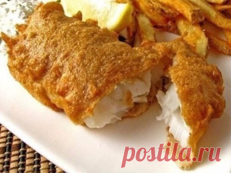 6 рецептов кляра для рыбы 
1. Рыба в сырном кляре 
Рыба в этом кляре получается очень вкусная и достаточно сытная. 
филе рыбы – 200 г; 
майонез – 3 ст. ложки; 
яйцо – 4 шт.; 
твердый сыр – 100 г. 
Приготовление: 
Способ приготовления рыбы в кляре достаточно простой. Сыр натираем на крупной терке, смешиваем с яйцами и майонезом. Все тщательно перемешиваем, добавляем соль, перец и муку. Все снова перемешиваем. Берем филе рыбы, режем на небольшие кусочки, обмакиваем каждый в сырный кляр и обжари
