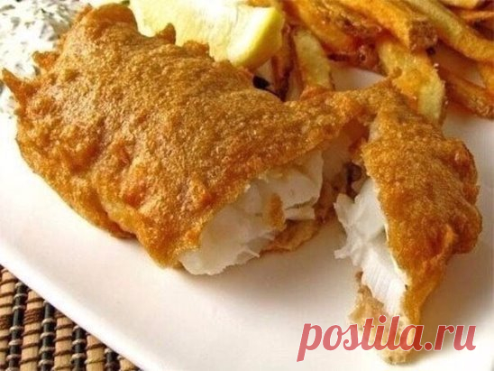 6 рецептов кляра для рыбы 
1. Рыба в сырном кляре 
Рыба в этом кляре получается очень вкусная и достаточно сытная. 
филе рыбы – 200 г; 
майонез – 3 ст. ложки; 
яйцо – 4 шт.; 
твердый сыр – 100 г. 
Приготовление: 
Способ приготовления рыбы в кляре достаточно простой. Сыр натираем на крупной терке, смешиваем с яйцами и майонезом. Все тщательно перемешиваем, добавляем соль, перец и муку. Все снова перемешиваем. Берем филе рыбы, режем на небольшие кусочки, обмакиваем каждый в сырный кляр и обжари