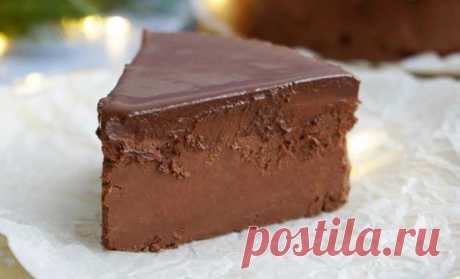Шоколадный чизкейк без выпечки «3 ингредиента» простой рецепт пошаговый Как вкусно сделать Шоколадный чизкейк без выпечки «3 ингредиента» простой рецепт пошаговый в домашних условиях быстро. Это очень вкусно, просто и быстро♥️ Плотная шоколадная текстура, которая тает во рту. По вкусу ничем не уступает тому чизкейку, который выпекается - и у меня вопрос, смысл