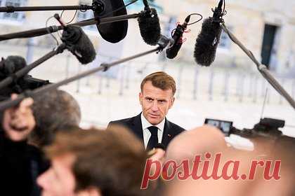 Во Франции отклонили предложение об импичменте Макрону