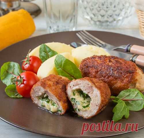 КУРИНЫЕ КОТЛЕТЫ С СЫРНЫМ ЗЕЛЕНЫМ МАСЛОМ
