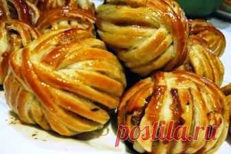 Мясные шарики в слоёном тесте Друзья, рецепт этой оригинальной закуски порадует вас своим простым приготовлением, необычайным привлекательным видом и оригинальным своеобразным вкусом. Мясные шарики в слоёном тесте, бесспорно, понравятся, как вашей семье, так...