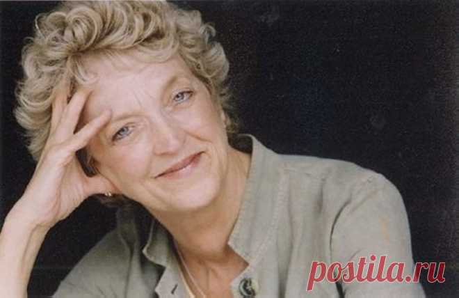 Нэнси Линехэн Чарльз