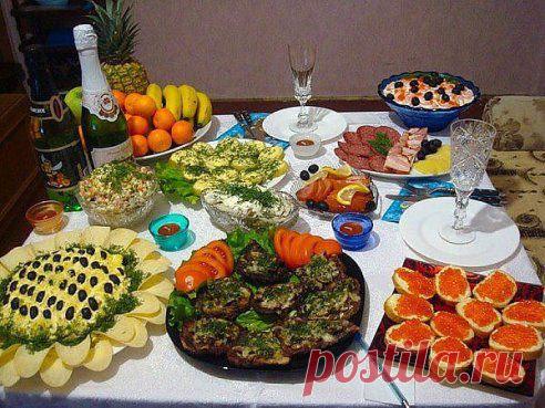 Шел второй месяц без польских яблок...мы выживали как могли...))