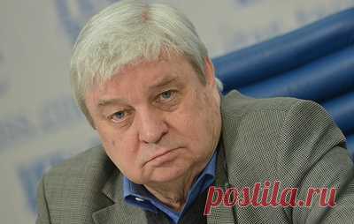 Умер кинорежиссер Александр Стефанович. Ему было 76 лет