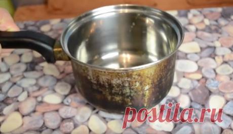 КАК ОЧИСТИТЬ КАСТРЮЛЮ, сковороду и другую посуду от нагара, жира ЛЕГКО? Как все отмыть до Блеска? - У нас так КАК ОЧИСТИТЬ КАСТРЮЛЮ, сковороду и другую посуду от нагара, жира ЛЕГКО? Как все отмыть до Блеска? Конечно самый лучший способ — это не запускать и не доводить свои...