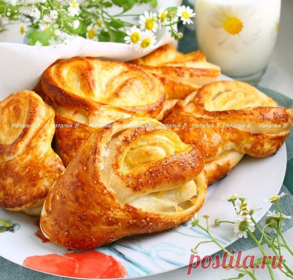 Прекрасные сахарные плюшки - идеальная выпечка к чаю! Очень вкусно!
