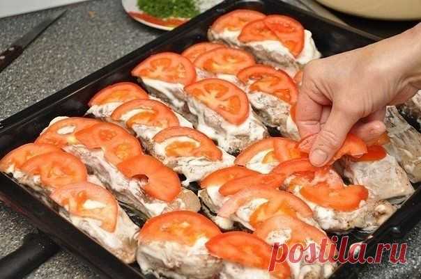 Рыбка с сыром и помидорами - Самые вкусные рецепты