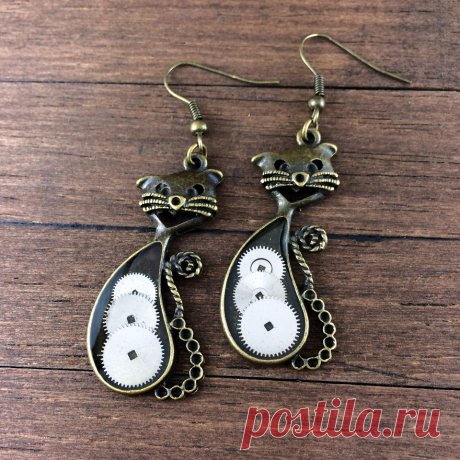 Gioielli Steampunk Fatto Da Old Guarda Ricambi per artista lituano | Bored Panda