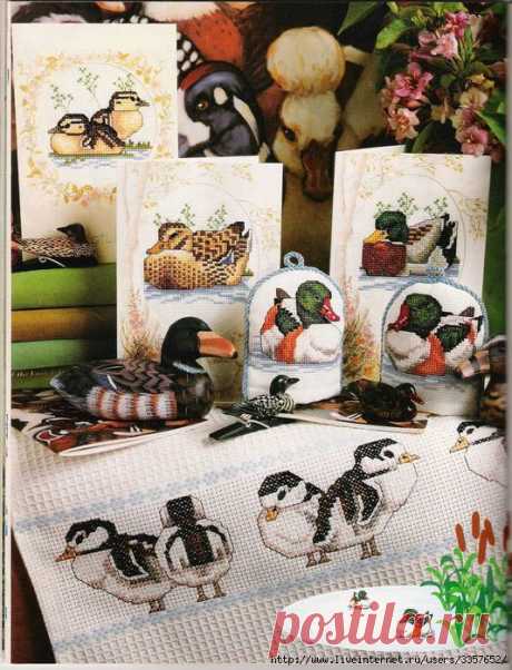Вышитые полотенца, фартук и прихватки "Утки"