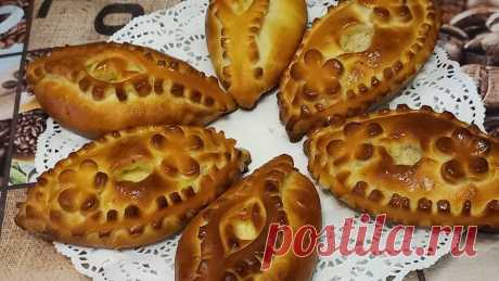 РАССТЕГАЙ С МЯСОМ, СЫРОМ!!!#расстегай#тили-тесто#выпечка РЕЦЕПТ ТЕСТА:яйцо 2 штсахар 100 грсоль 20 грдрожжи сырые 30 грсухое молоко 3 ст.лвода теплая 0.5 млмука на глазмасло растительное 100 мл.НАЧИНКА:куриный фарш...