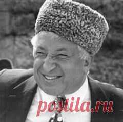 8 сентября в 1923 году родился(ась) Расул Гамзатов-ПОЭТ
