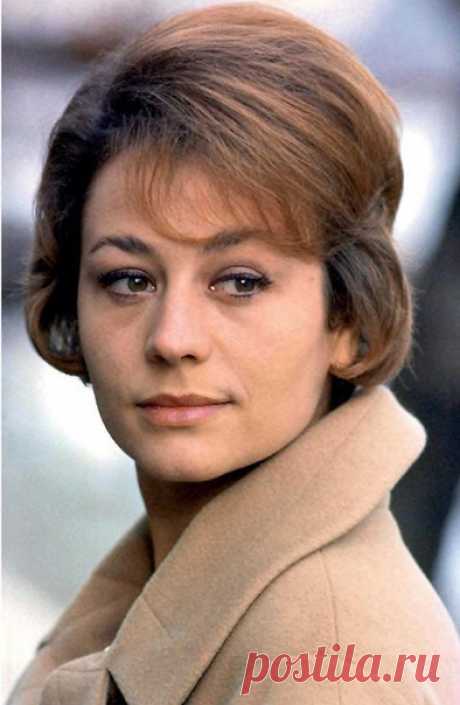 Анни Жирардо (Annie Girardot)
- 25 октября, 1931 • 28 февраля 2011