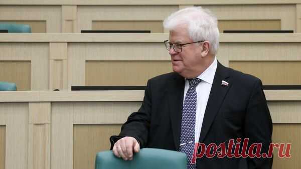 Сенатор назвал переговоры по Украине без участия России фикцией
