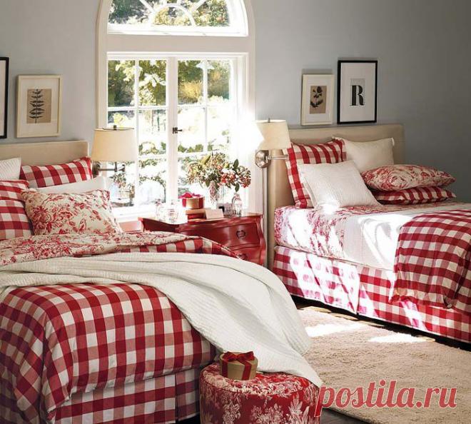 Применение клетки в Вашем доме 


Начнем с того, что стены в клетку, клетчатые предметы мебели и текстиль действуют успокаивающе на психику. Клетка – упорядоченный рисунок, поэтому человек, наблюдая клетчатые объекты, ощущает гармонию.

Клетка добавляет интерьеру солидности, добротности и респектабельности.