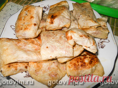 Конвертики из лаваша с колбасой и сыром. Рецепт с фото / Готовим.РУ