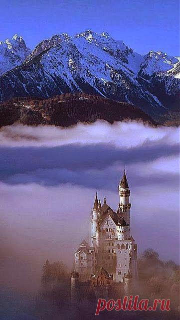 Замок Нойшванштайн, Бавария, Германия