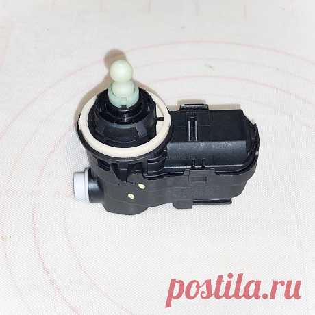 Схема подключения и устройство корректора фар 260567357R