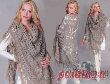Ажурная серая шаль крючком