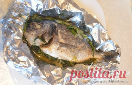 Дорада/сибас, запеченная с луком и зеленью - пошаговый рецепт с фото на Готовим дома
