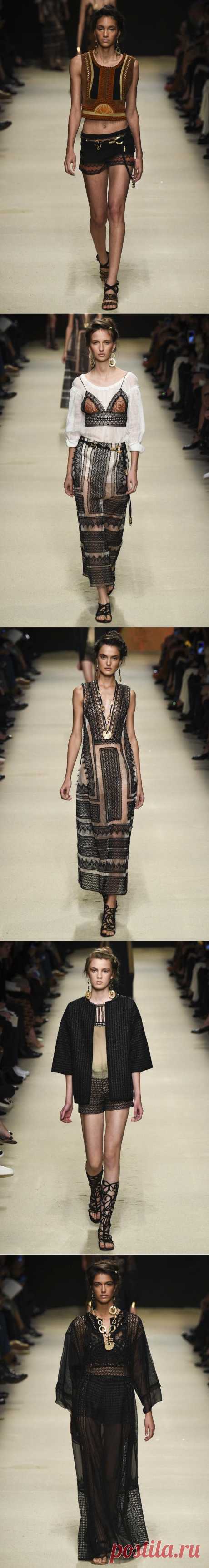 Коллекция Alberta Ferretti: 50 нарядов сезона весна-лето 2016