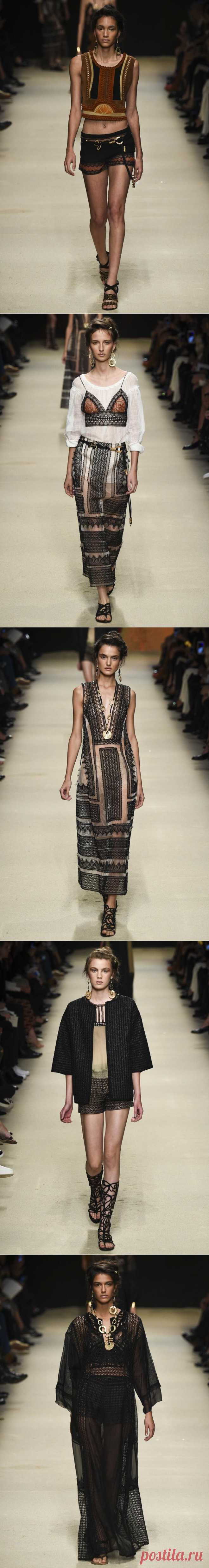 Коллекция Alberta Ferretti: 50 нарядов сезона весна-лето 2016