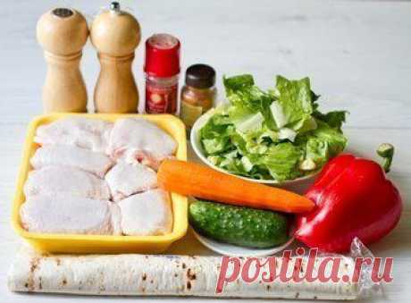 Ролл из лаваша с курицей и овощами