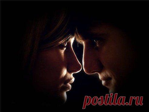 Лучше говорите Правду, которая возможно
изначально причиняет боль, но затем исцеляет…
чем Ложь, которая на время успокаивает, а затем убивает…