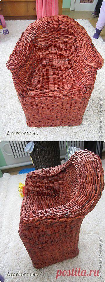 Плетение из газет. Плетеное кресло из детского стульчика. Мастер-класс от Деревенщины