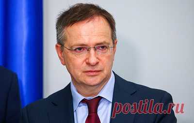 Мединский: Россия и Украина обменяются тяжелобольными и ранеными "все на всех". Общий потолок обмена будет не менее 1 тыс. человек с каждой стороны, указал возглавлявший российскую делегацию помощник президента РФ Владимир Мединский