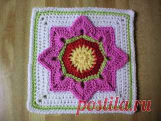 Ravelry: Eight Pointed Flower pattern by Julie Yeager
