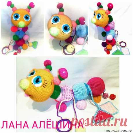 вязаная гусеница Фрося
