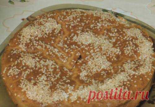 Пирог с капустой в духовке - Вкусные идеи Пирог с капустой в духовке – это идеальный вариант быстрой и недорогой домашней выпечки. Такие пироги можно испечь по-разному: на заливном тесте, на