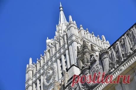 Россия поддержала намерение Казахстана бороться с «пещерным национализмом». Министерство иностранных дел России поддержало слова заместителя главы администрации президента Казахстана Даурен Абаева о необходимости бороться с проявлениями «пещерного национализма». Речь идет о «языковых патрулях», которые казахские радикалы проводили в магазинах и государственных учреждениях.