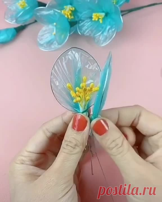 Цветочки из мусорных пакетов