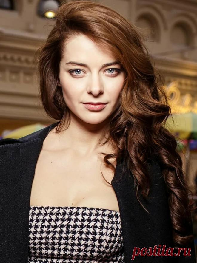 Марина Александрова