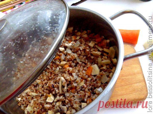 👌 Настоящая гречневая каша - проверенный рецепт, рецепты с фото Вкусный рецепт Настоящая гречневая каша - проверенный рецепт, пошаговый, с фото и отзывами 👍 Блюда из грибов, Диетические блюда, Рецепты из шампиньонов, Гречневая каша, Гречка с грибами