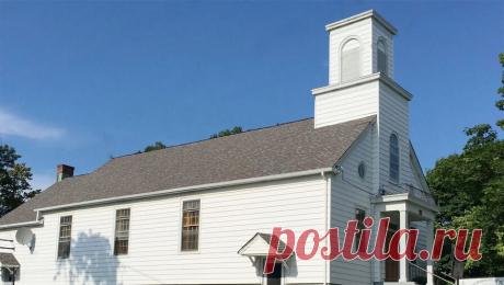 В США 71-летнего пастора заподозрили в сексуальном насилии над юной прихожанкой. В США 71-летнего пастора церкви адвентистов седьмого дня обвинили в совращении 15-летней девочки. Об этом пишет NYP. По предварительным данным, в марте 71-летний проповедник Клинтон Бакнор совратил 15-летнюю прихожанку в подвале церкви ...