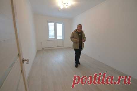 Россиян предупредили о штрафах и рисках лишиться квартир. Россияне, владеющие квартирами и жилыми домами, могут быть наказаны за несколько видов нарушений. В некоторых случаях они даже рискуют лишиться своей недвижимости, рассказал адвокат Олег Сухов. По его словам, оштрафовать собственника могут за несогласованную перепланировку и за использование жилища не по назначению.