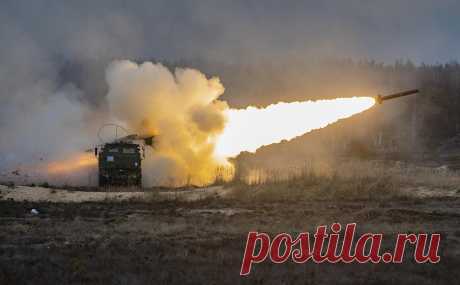 ВСУ нанесли удар из HIMARS по временному пункту размещения граждан в ЛНР. ВС Украины нанесли удар с применением РСЗО HIMARS по городу Старобельску в ЛНР, в результате чего был поврежден пункт временного размещения граждан.
