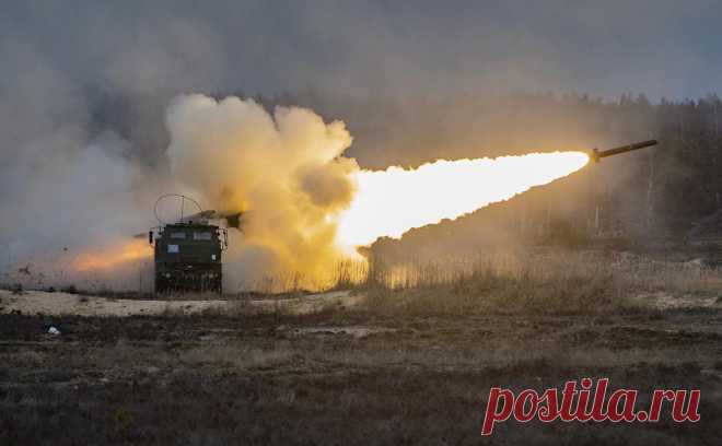 ВСУ нанесли удар из HIMARS по временному пункту размещения граждан в ЛНР. ВС Украины нанесли удар с применением РСЗО HIMARS по городу Старобельску в ЛНР, в результате чего был поврежден пункт временного размещения граждан.