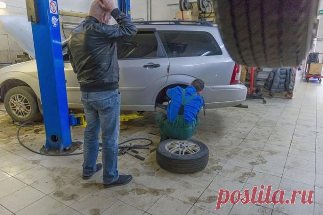 Ваше право на ремонт продано Страховщики и автосервисы придумали новую уловку, чтобы недоплатить автовладельцу, пострадавшему в аварии.В обязательной автогражданке нашлась еще одна лазейка для того, чтобы не полностью возместить ущерб пострадавшему в аварии...