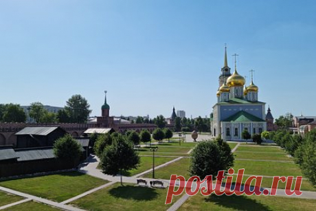 В Тульской области появится новый нацпарк. В Тульской области появится новый национальный парк — «Тульские засеки». Распоряжение о его создании подписал премьер-министр России Михаил Мишустин. Как отмечается, заповедник будет создан на территории Щекинского района, Тулы и города Ефремов, а его площадь составит около 6 тысяч гектаров.