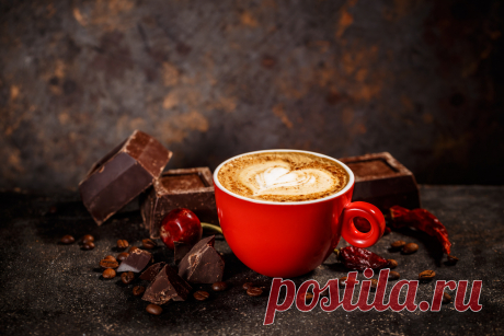 Как приготовить рецепт "Натуральный кофе с шоколадом, корицей и чили" пошагово в домашних условиях | Рецепт с фото | «Табрис»  Чтобы утро было бодрым. Интересный рецепт "Натуральный кофе с шоколадом, корицей и чили" легко приготовить дома. Зайдите на наш сайт и узнайте: ✔ Время приготовления ✔ Ингредиенты ✔ Уровень сложности ✔ Как готовить по шагам.